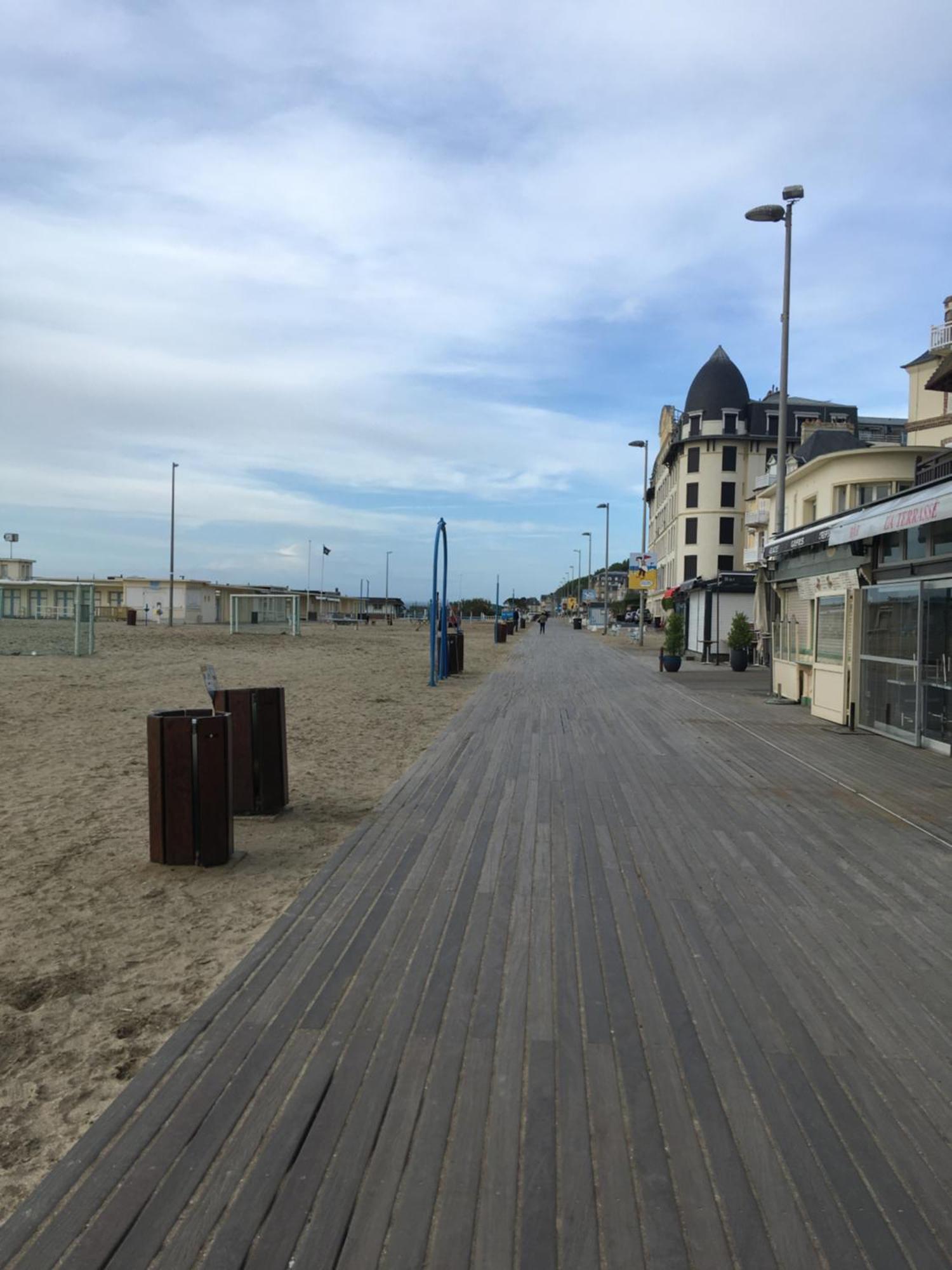 Le Studio Goeland Trouville-sur-mer Exteriör bild
